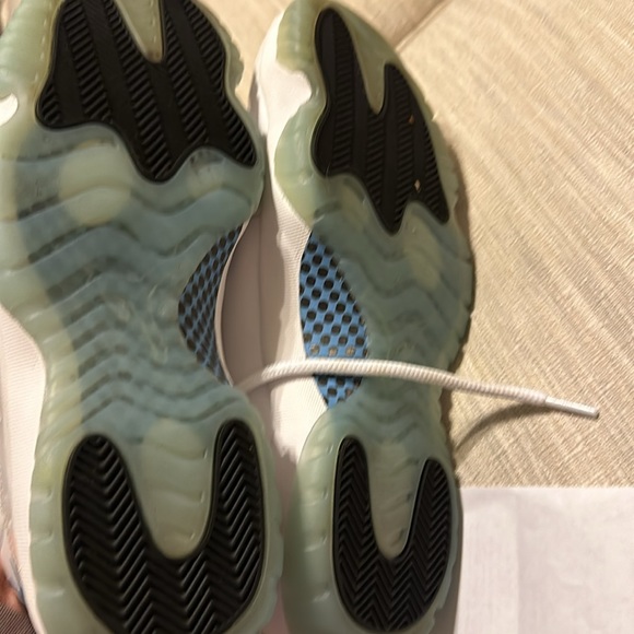 Nike Air Jordan Retro 11 ‘Legend Blue’ - Picture 8 of 9